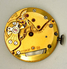 DELUXE SMITHS SILVER CUSHION CASE 1960'S ENGLISH ALCOA WRISTWATCH