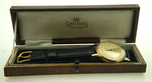 DELUXE MADE IN ENGLAND LARGE SIZED HIGH GRADE 18J SOLID 9CT GOLD ENGLISH WRISTWATCH 1961 ENGRAVED BOXED